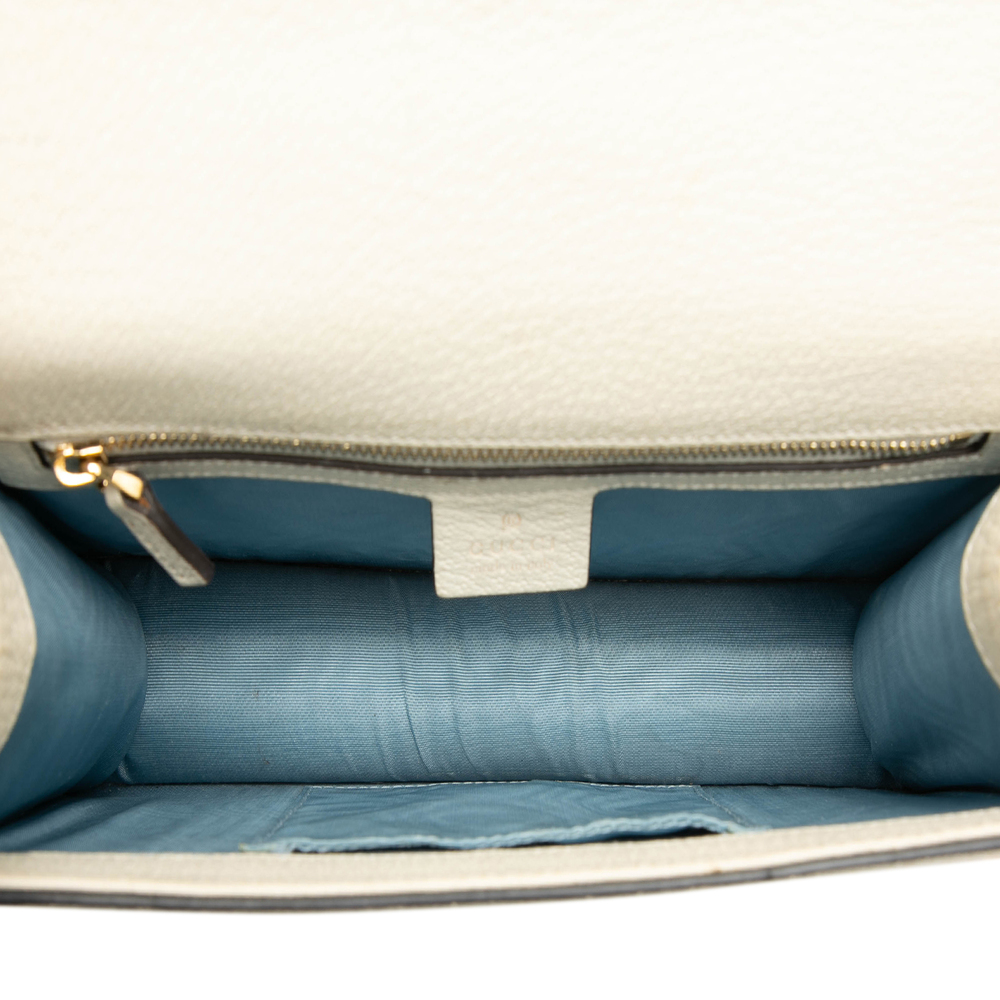 Pre-Loved Gucci Small Calfkin Bee Star Sylvie Satchel - Picture 4 of 7